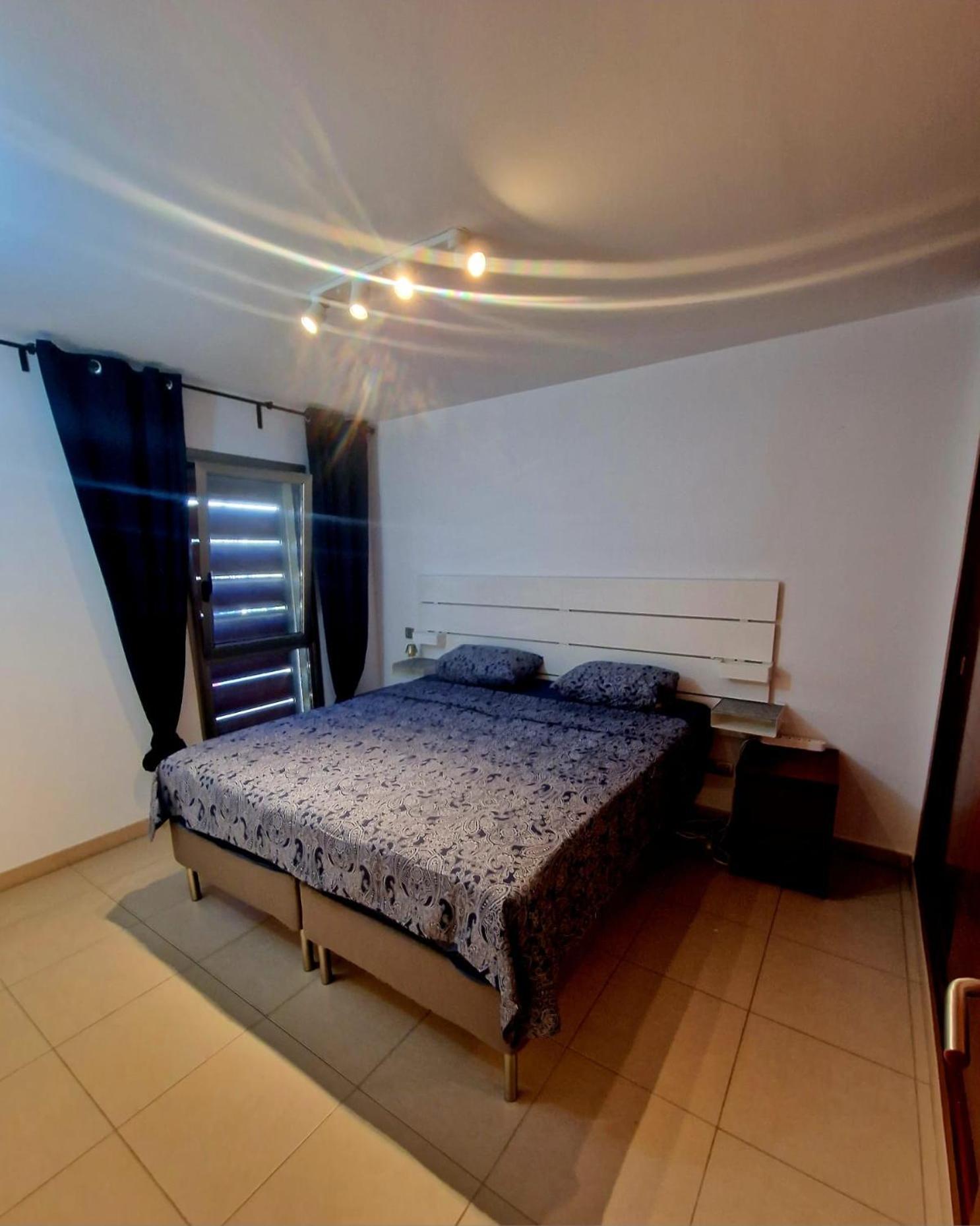 Alcala Seaside Apartment, Two Rooms, Private Parking Alcalá de Henares Exterior foto
